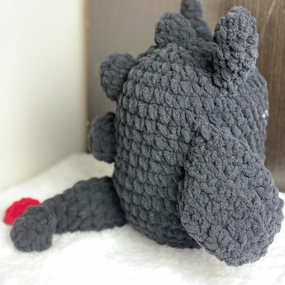 Toothless Squishmellow - Picture 2 of 2